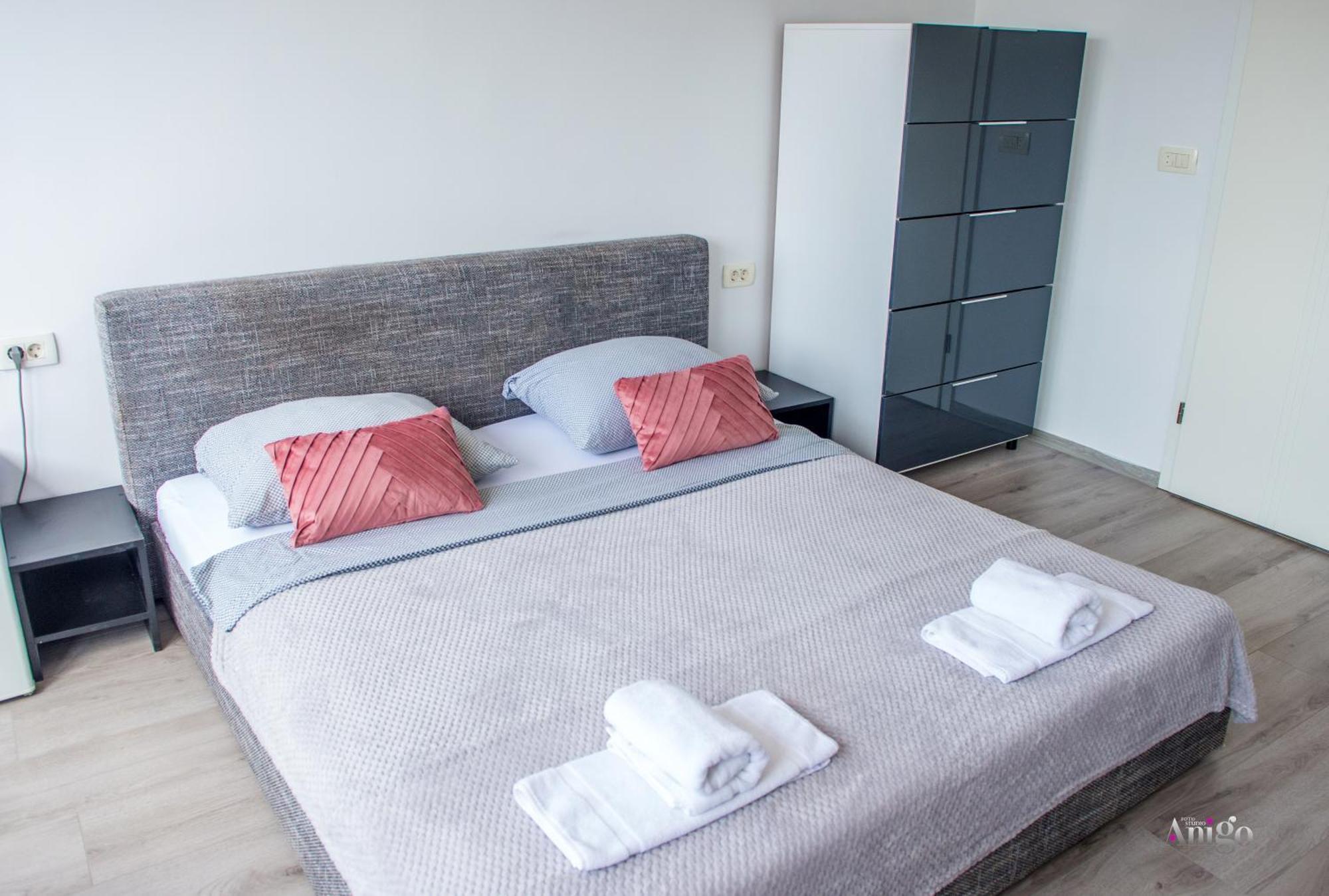 Apartment Pluton