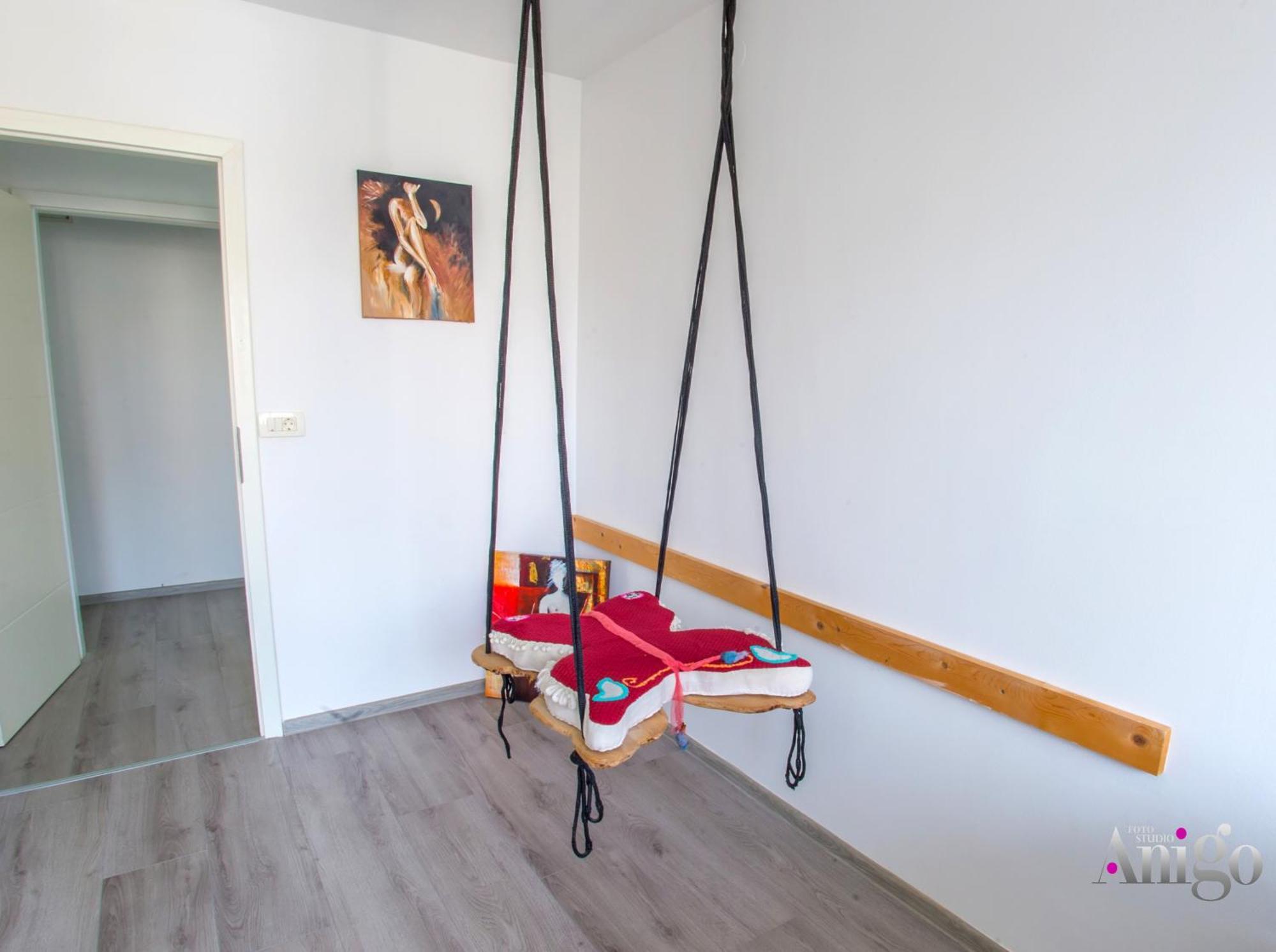 Pluton Apartment
