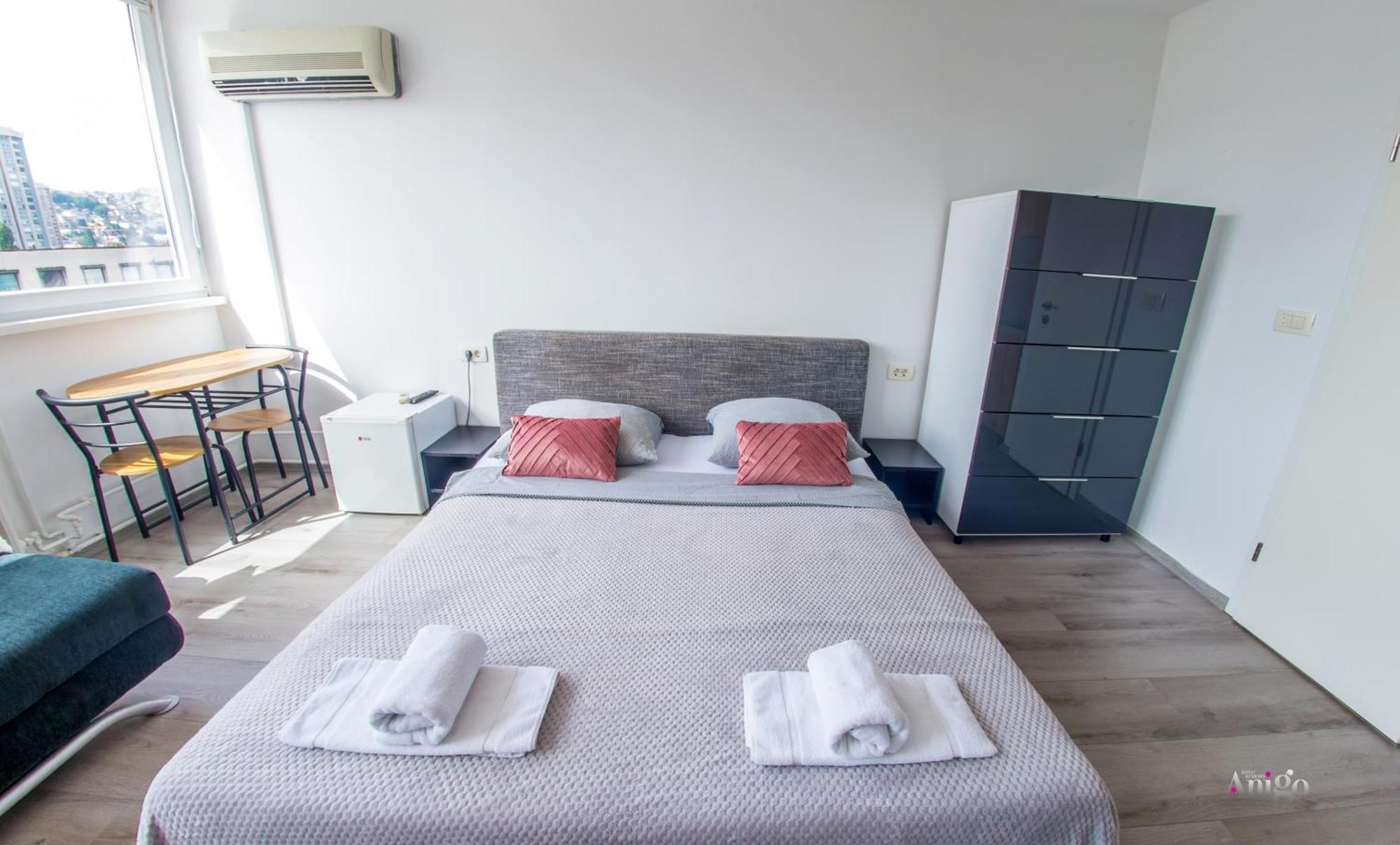 Apartment Pluton